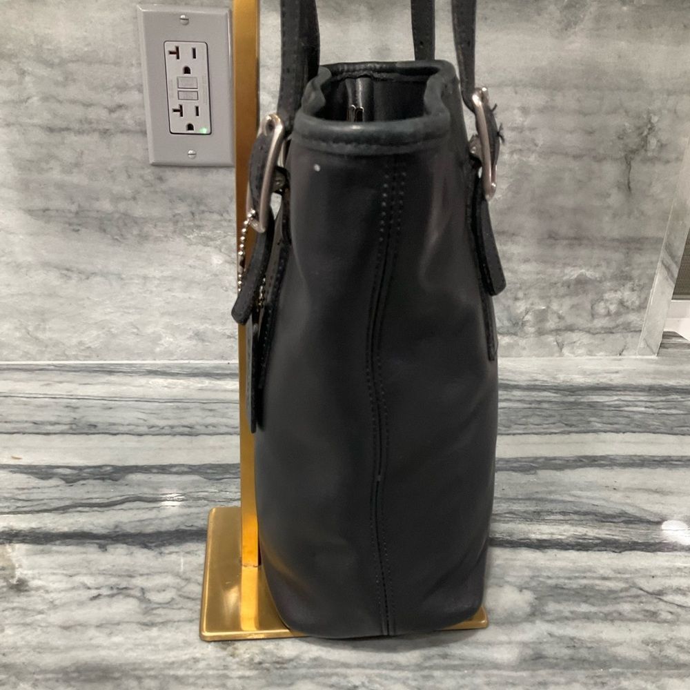 Coach Vintage Legacy Black Leather Tote - Picture 10 of 12
